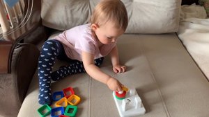 Развивающие игрушки для детей от года. Обзор 10 пособий
