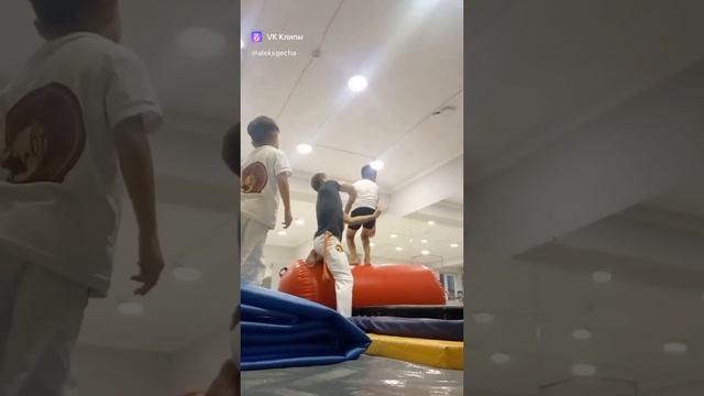 Изменения всегда к лучшему: vk.com/aleksgecha смотреть онлайн