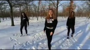 Танец под песню Black
