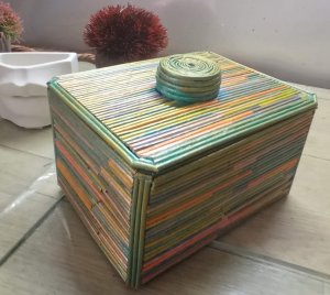 МК. Коробка из остатков бумажных трубочек. #224