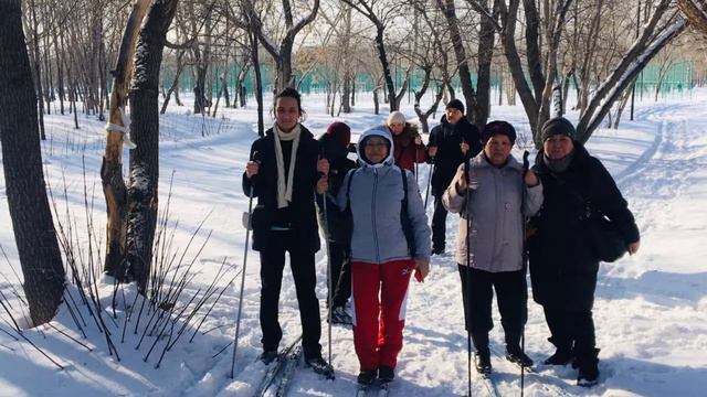 Клуб "Встреча друзей" катание на лыжах