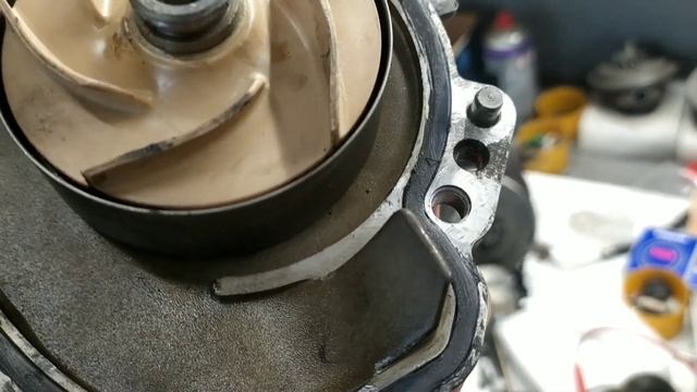 Помпа системы охлаждения потекла Ягуар 2.0 КАК НЕ ПОПАСТЬ НА БОЛЬШИЕ ДЕНЬГИ смотреть онлайн