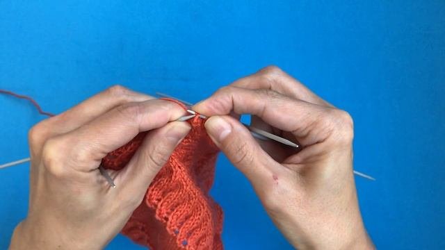 Вязание детской шапочки спицами