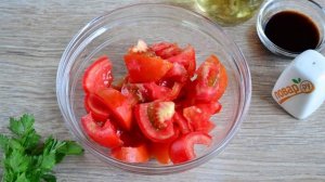 Салат из помидоров огурцов и моркови