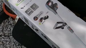 Триммер STERWINS на аккумуляторе.