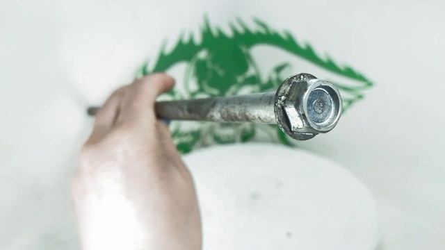 Ось крепления двигателя M10x1,25 L=305мм Honda CB400SF 2002 год VTEC 2 90106-MN4-000, 94050-10070 смотреть онлайн