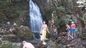 Аацинское ущелье,Абхазия,поход к водопаду 2,5км,абхазское застолье)