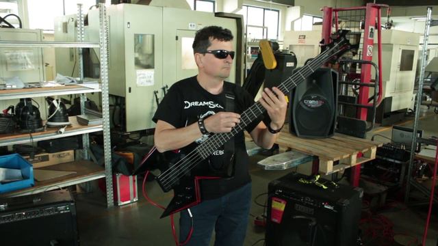 BC Rich WMD Widow / Fender Rumble 100 смотреть онлайн