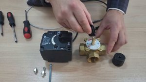 Установка контроллера Wester серии WK на клапан Wester серии WV.