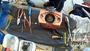 Disassembly of Husqvarna 250R Brushcutter for spare parts Триммер Хускварна 250Р на запчасти