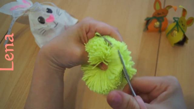 𝗞𝗿𝗲𝗮𝘁𝗶v𝗲 𝗧𝗶𝗽𝗽𝘀 v𝗼𝗻 𝗟𝗲𝗻𝗮 🐥 Ostern Pom Pom Küken machen aus Garn 🐥 Wool chick DIY 🐥Цыплёнок из пряжи смотреть онлайн
