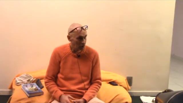 Мурали Мохан Махарадж - «Поклонение полубогам» - [3/3] вопросы