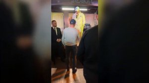 ХЕЙТЕР НА ВСТРЕЧЕ ПОДПИСЧИКОВ, ВИТАЛИЙ РЕУТОВ, КАНАЛ КТО ПО ЖИЗНИ