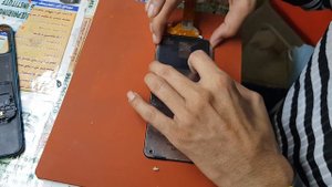 Замена экрана Infinix Hot Cracked Screen Restoration - Glass Replacement[1080p]