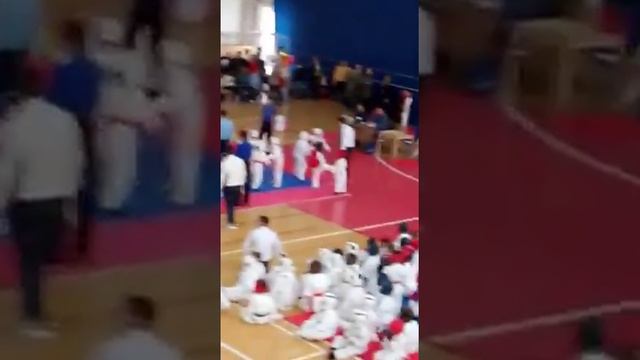 Я пошёл с папой на турнир по каратэ смотреть онлайн