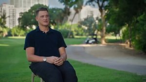 Либераст-хоккеист Никита Задоров, убежал из России