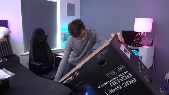 My Gaming Setup has GONE BIG! смотреть онлайн