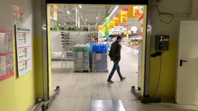 Скоростные ворота ево смарт в супермаркете Ашан Москва смотреть онлайн