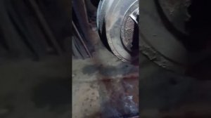 Как снять задний барабан Renault Logan, и замена колодок.