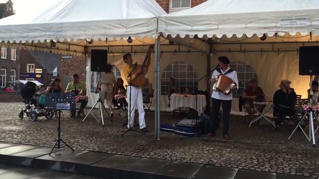 Laros & van Til смотреть онлайн