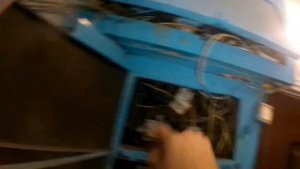 Как поменять подгорелый автомат на лестничной площадке без возможности его отключить