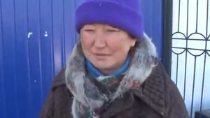 БОМЖИХИ ПЬЯНЫЕ ТАНЦЫ УГАРНОЕ ИНТЕРВЬЮ БОМЖИХА СОБЛАЗНЯЕТ ОПЕРАТОРА