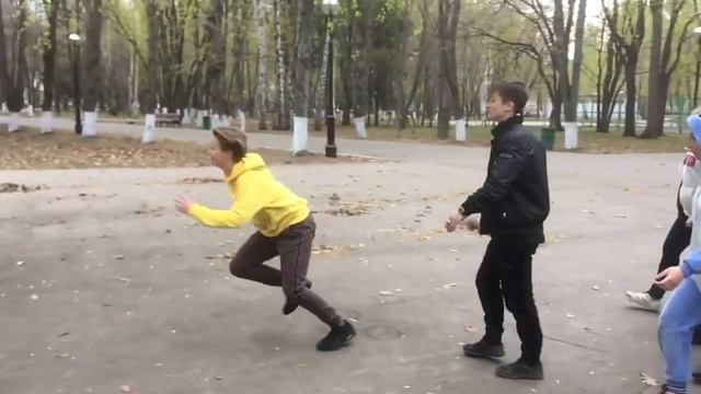 За 105 двор стреляю в упор смотреть онлайн