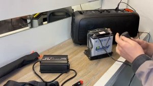 JBL PartyBox On-The-Go. Тест двух микрофонов.Питание от аккумулятора.Личное мнение