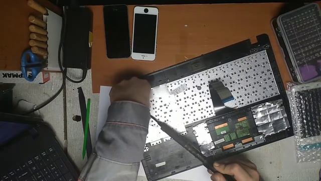Asus x550 как быстро заменить клавиатуру? легко! #тагай смотреть онлайн
