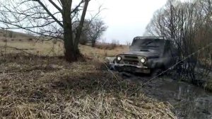 Уаз v8 3uz в болоте
