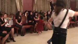 Лезгинка под чик чики бум, чики бум чик)))).avi