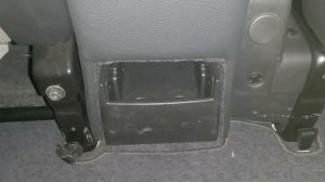 Подлокотник Nissan NV200, с низкой консолью.