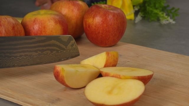 Ein Apfelkuchen, der in Ihrem Mund schmilzt! Das köstlichste Dessert dieses SOMMER! смотреть онлайн