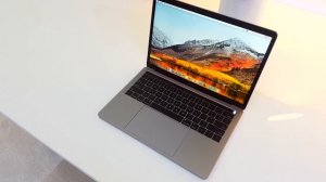 2018 13" MacBook Pro Review!