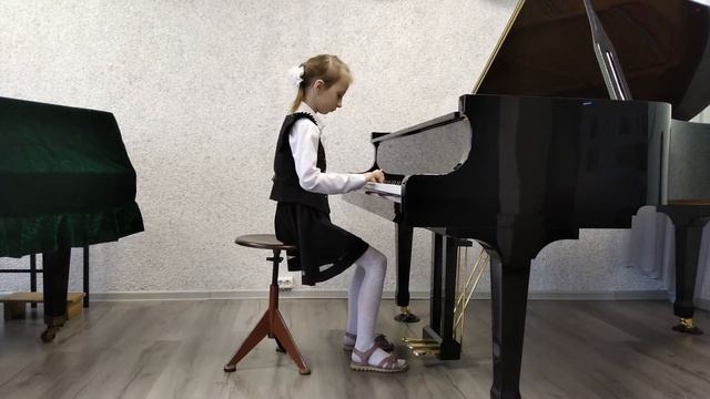 Д. Кабалевский Клоуны исполняет Прибыток Мария смотреть онлайн