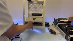 Thermaltake The Tower 100  - Build