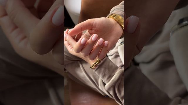 Камуфлирующая база #beautixCOZY идеальна для тех, кто не любит яркие оттенки на ногтях.