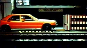 Mercedes-Benz 190 w201 - video review