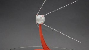 Сборная модель Спутник-1 от Red Iron Models в масштабе 1/24.