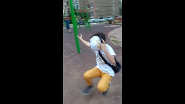 Kazotsky Kicks