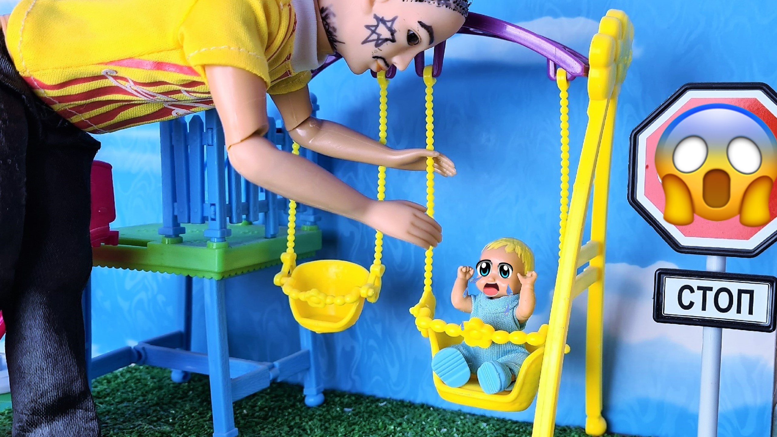 ПОМЕНЯЛ ДАНИКА НА #кокакола ? Катя и Макс веселая семейка! #Смешные куклы #Барби и #ЛОЛ Даринелка Т