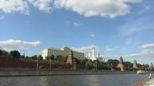 Прогулка по Москве-реке на кораблике