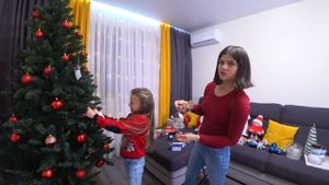 ВЛОГ! НАРЯЖАЕМ ЁЛКУ 2021! Готовимся к новому году.