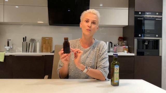 Как выбирать и правильно хранить льняное масло? Стоит ли принимать лаянное масло внутрь?
