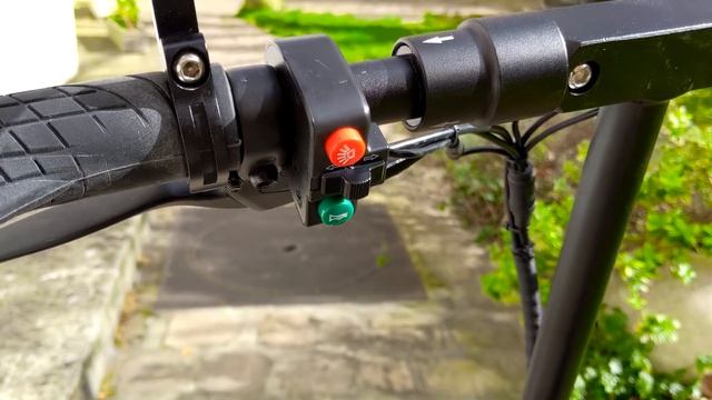 MA PREMIÈRE TROTTINETTE ELECTRIQUE !! Weebot Maverick смотреть онлайн