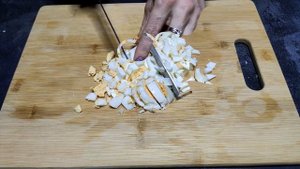 Вкусный салат и пекинской капусты и тунца. Белковый салат.