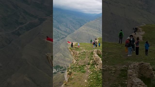 СТАРЫЙ ГООР – одно из самых головокружительных мест в Дагестане #дагестан #shorts #russia