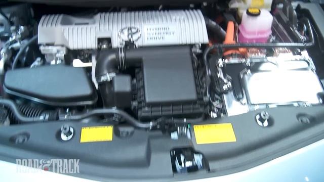 2012 Toyota Prius v @ 2011 Detroit Auto Show смотреть онлайн