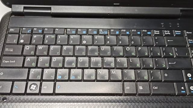 Ремонт ноутбука. Синий экран. Почему так бывает? смотреть онлайн