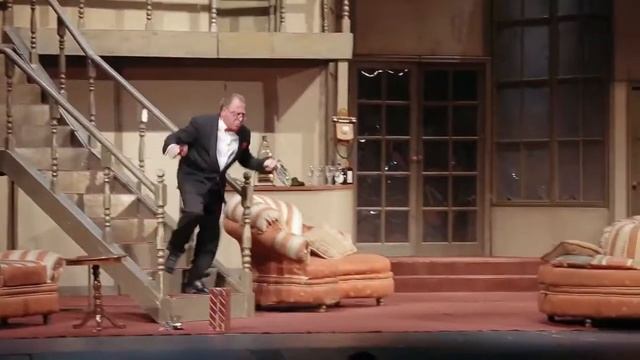 Спектакль "СЛУХИ" в Театре имени В. Маяковского смотреть онлайн